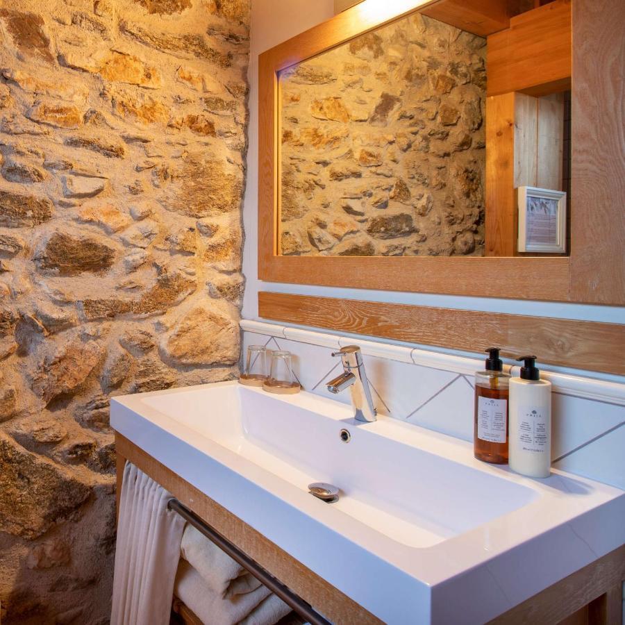 Hotel Boutique Niu De Sol - Designed For Adults 帕劳·萨巴尔德拉 外观 照片
