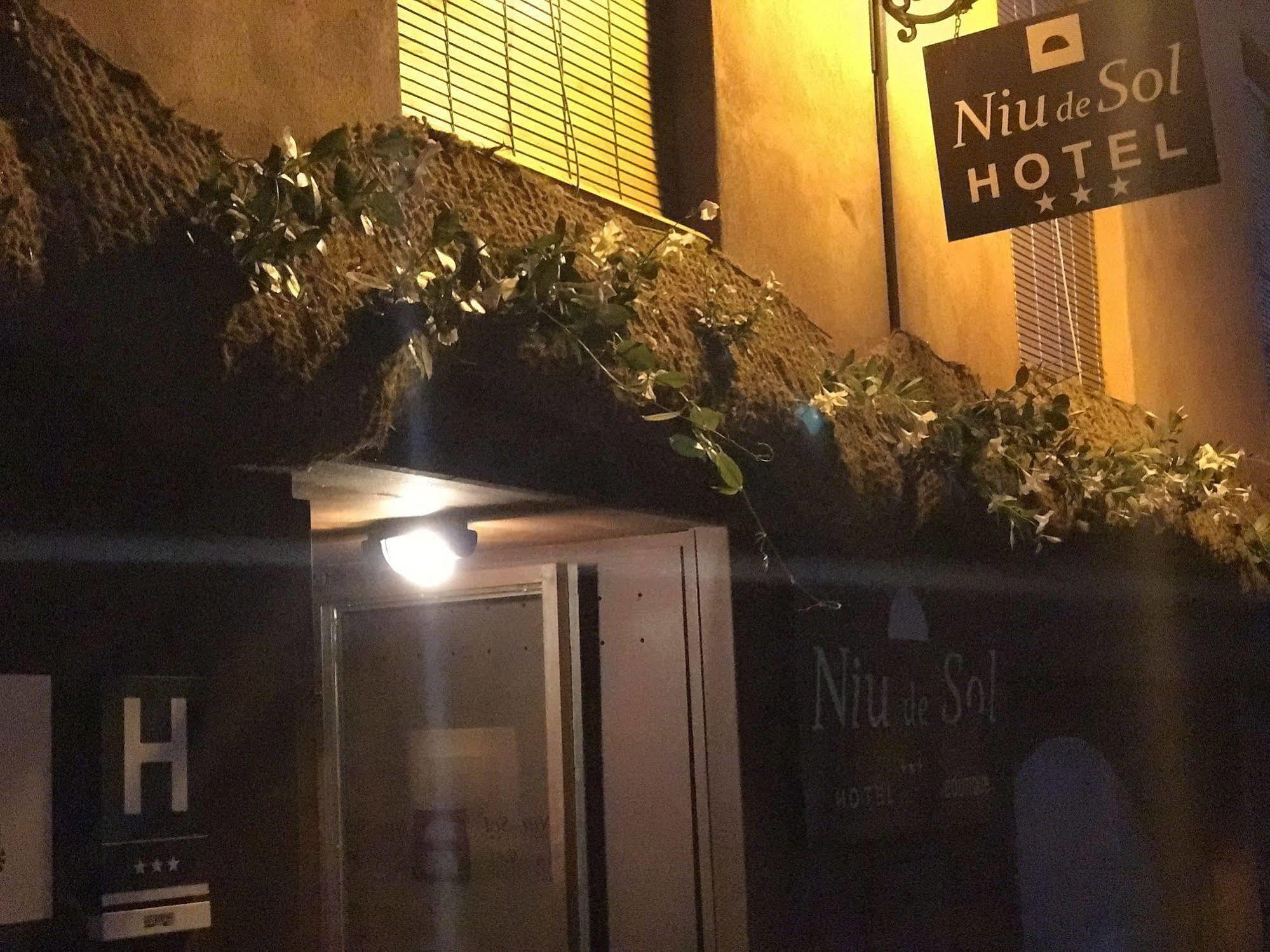 Hotel Boutique Niu De Sol - Designed For Adults 帕劳·萨巴尔德拉 外观 照片