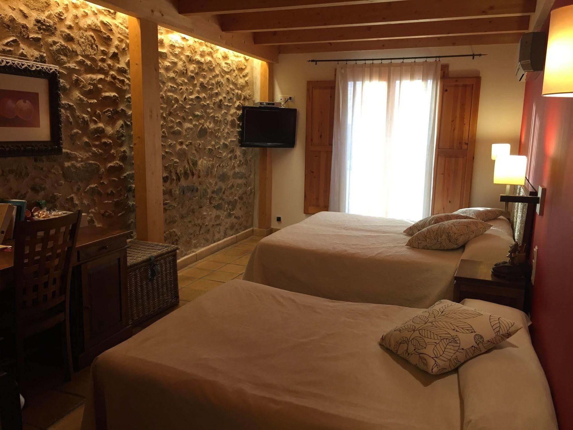 Hotel Boutique Niu De Sol - Designed For Adults 帕劳·萨巴尔德拉 外观 照片